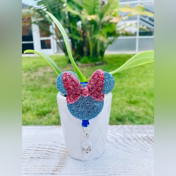 Disney Princess Id Badge Holder - Picture 3 of 12